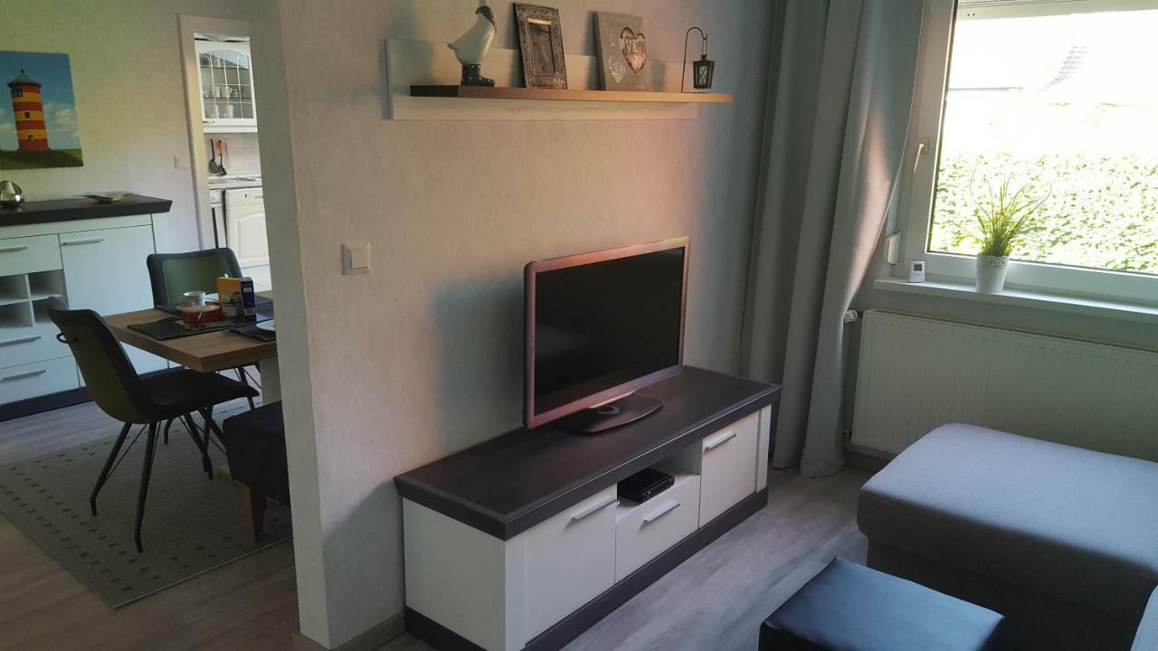 Ferienwohnung Leer Esterno foto
